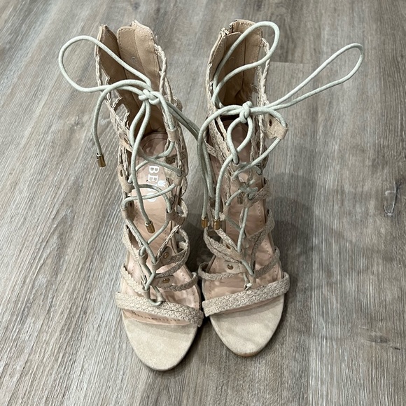 SEXY LACE UP HEELS - Picture 3 of 5